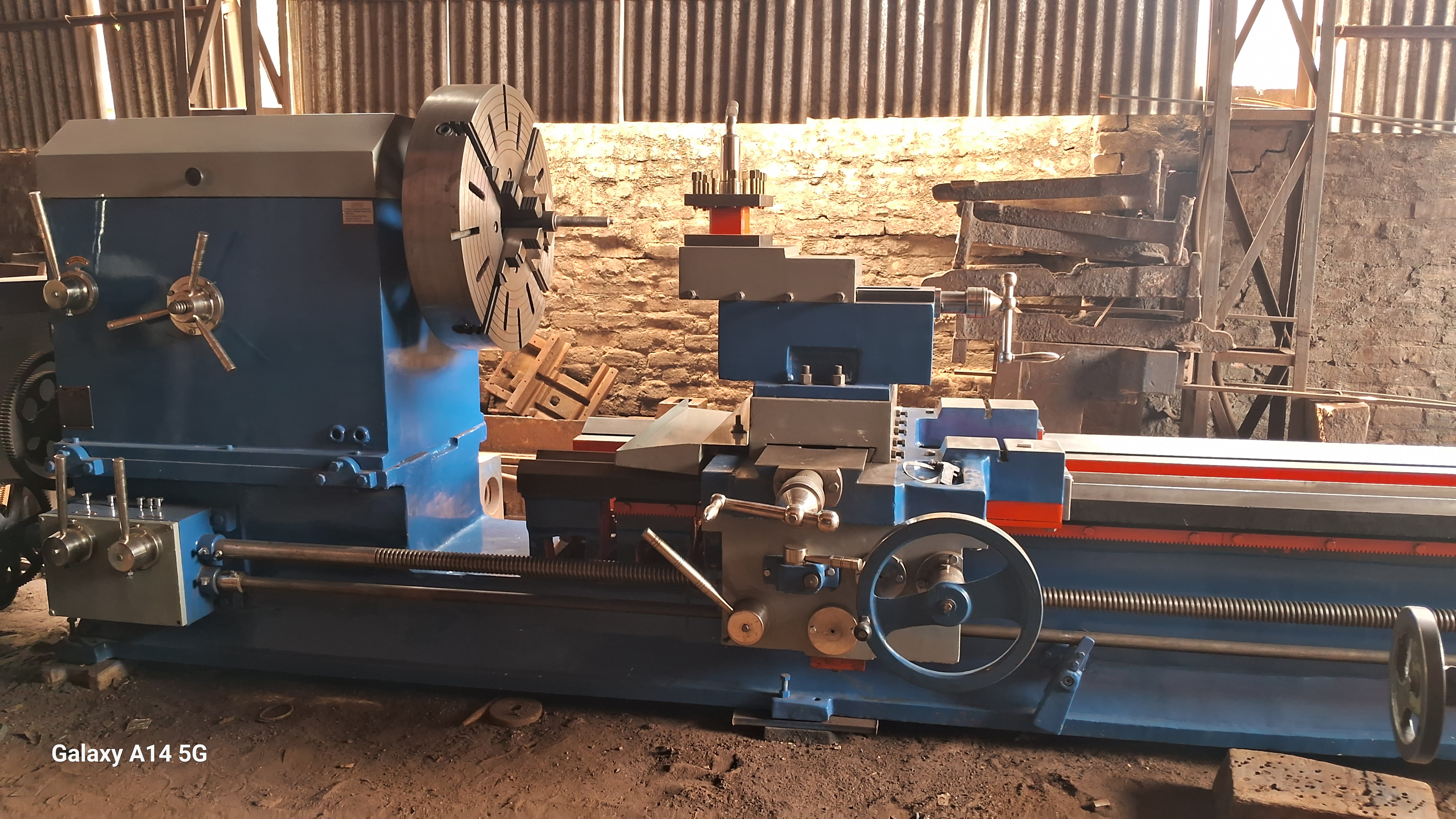 Heavy Duty Lathe Machine